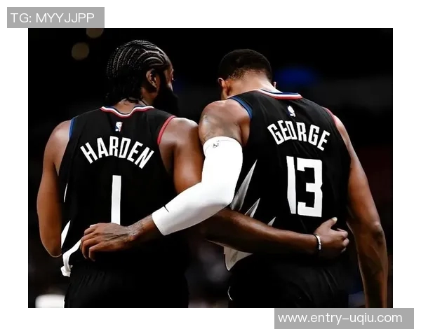 快船自与保罗分手后表现回暖战绩8胜6负净效率排名第六